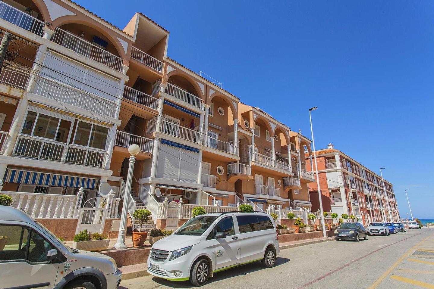 33 Beach Terrace - Alicante Real Estate لا ماتا المظهر الخارجي الصورة